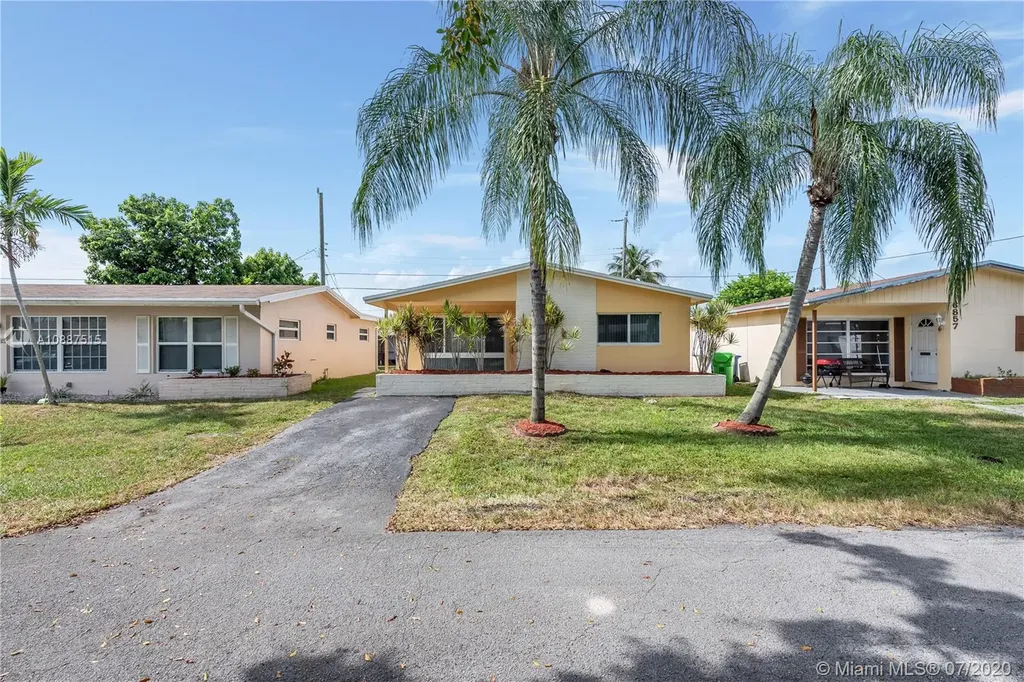 6859 NW 27th Court Sunrise FL 33313