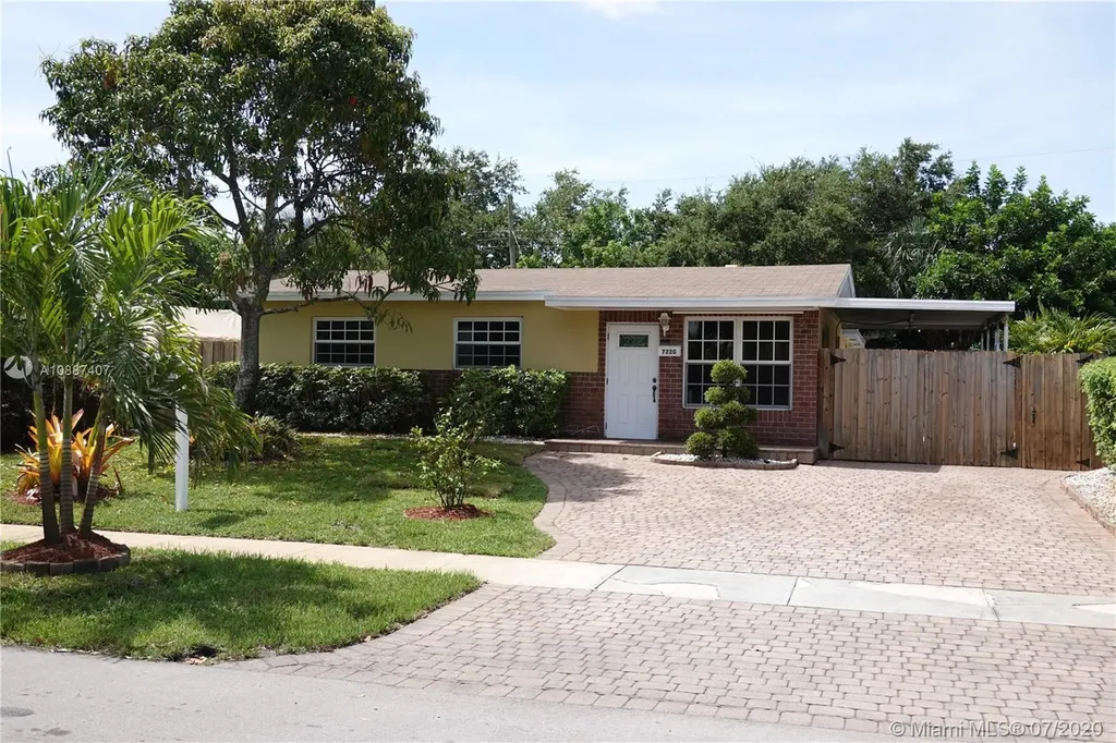 7220 Hayes Street Hollywood FL 33024