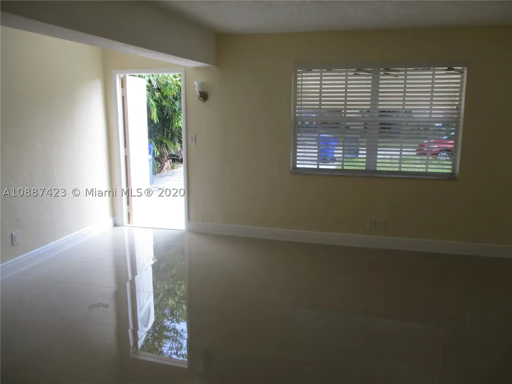 2122 Plunkett Court Hollywood FL 33020