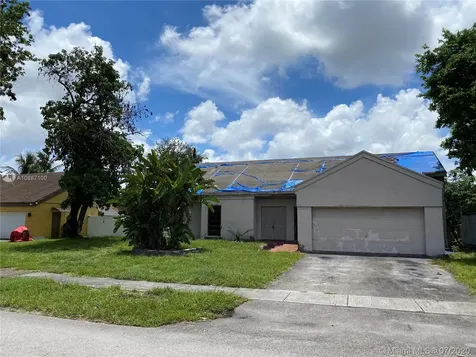 2741 Buttonwood Avenue Miramar FL 33025