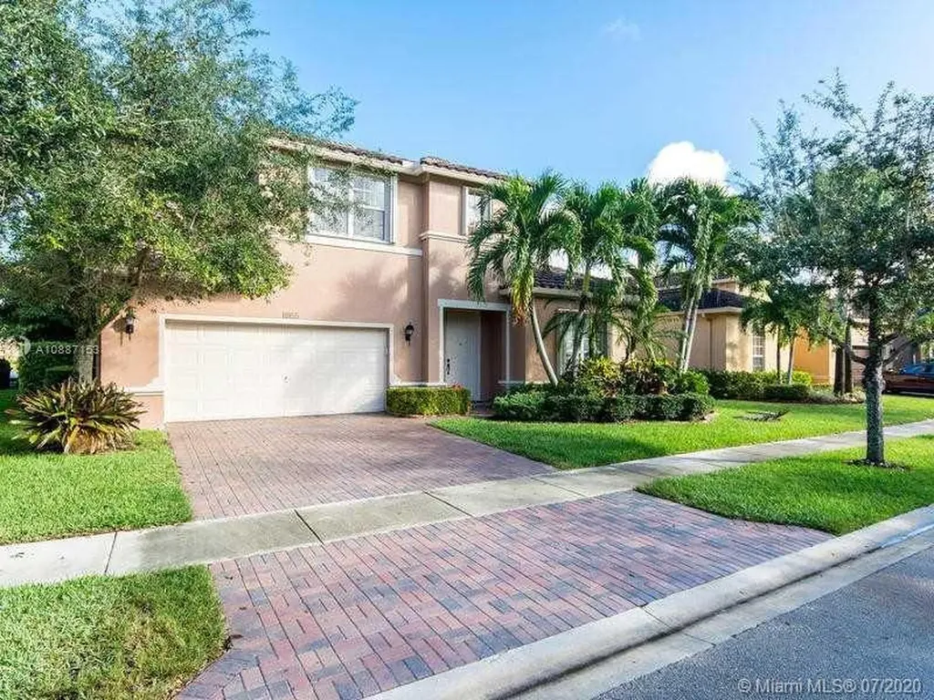 19155 Stonebrook Street Weston FL 33332