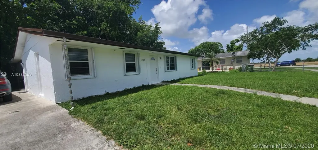 1794 SW 3rd Street Homestead FL 33030