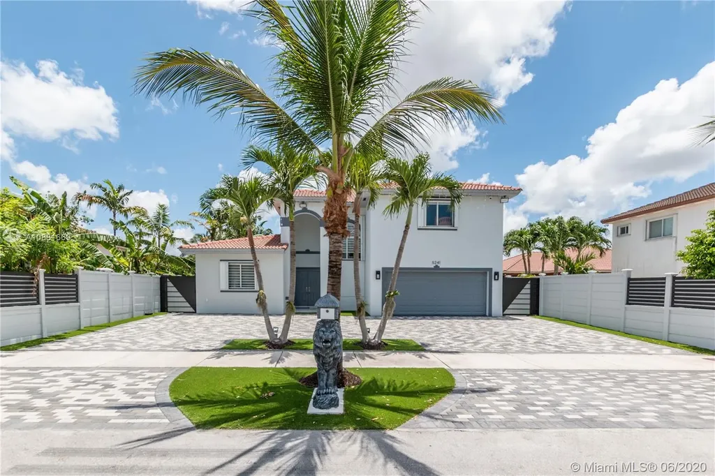 5241 SW 164th Place Miami FL 33185