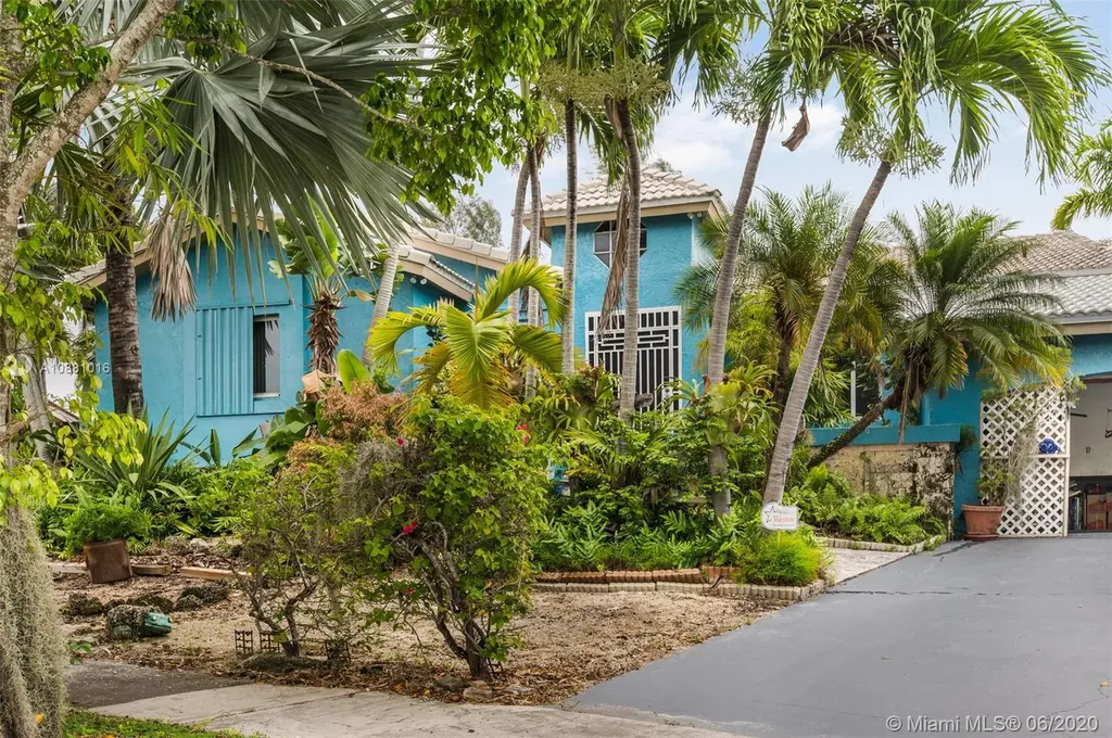 20301 SW 81st Avenue Cutler Bay FL 33189