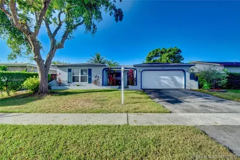 11660 NW 30th Place Sunrise FL 33323