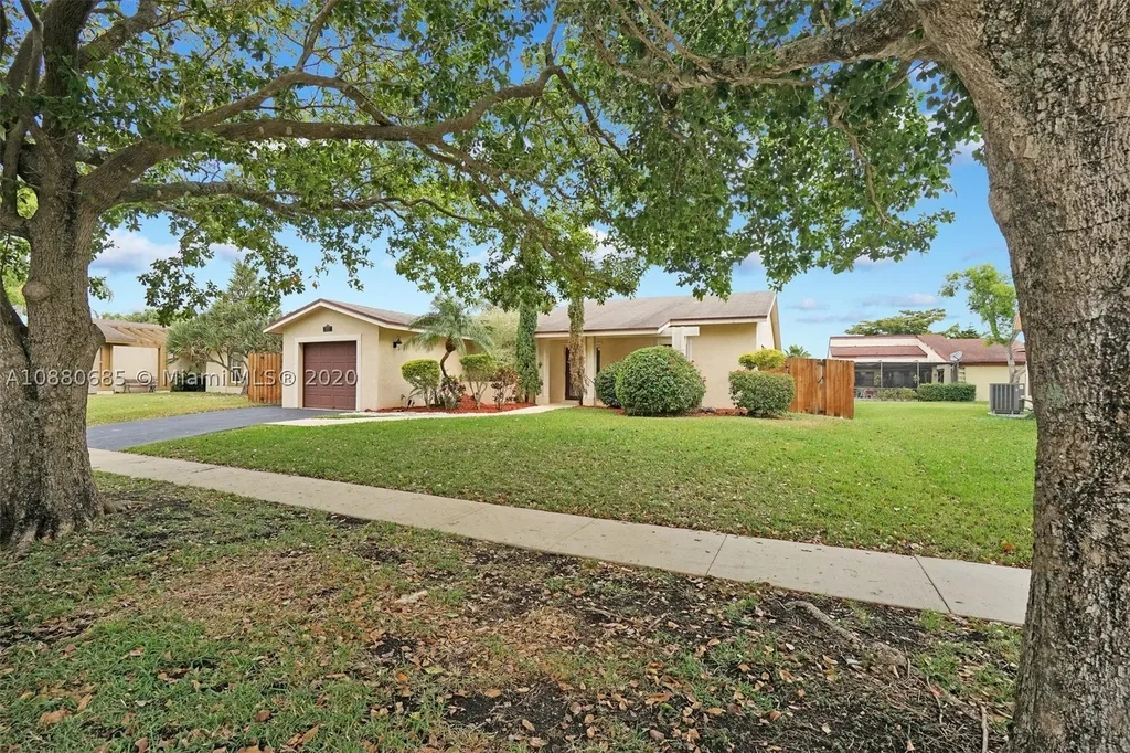 16705 SW 5th Way Weston FL 33326