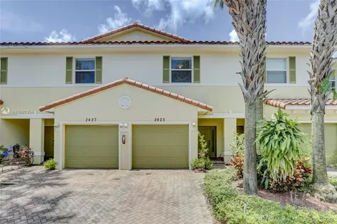 2425 NW 31st Court Oakland Park FL 33309