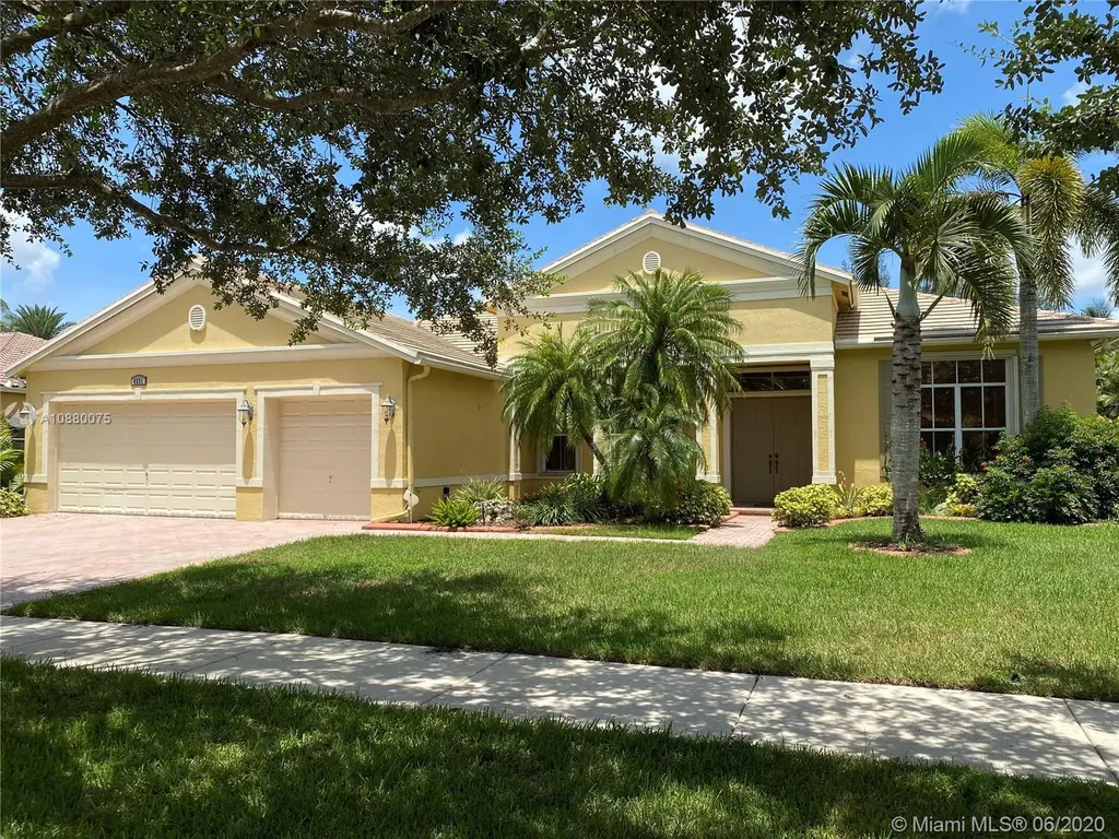 4886 Tropicana Avenue Cooper City FL 33330