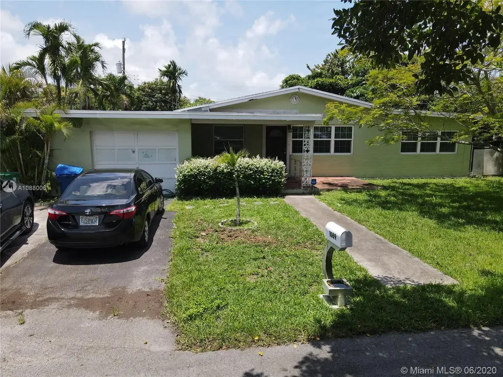 1069 NE 109th Street Miami FL 33161