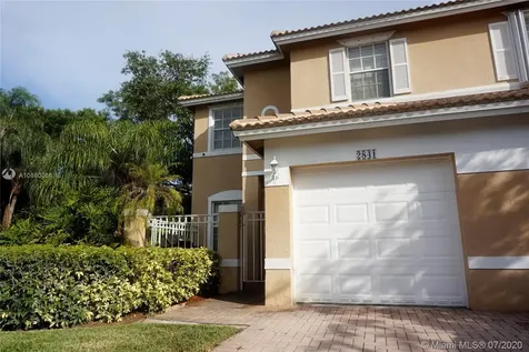 2841 NW 99th Terrace Sunrise FL 33322