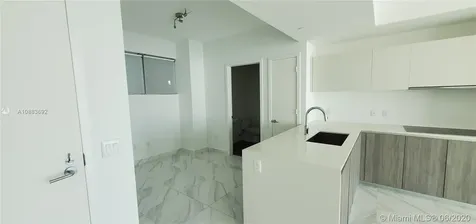 2900 NE 7th Avenue Miami FL 33137