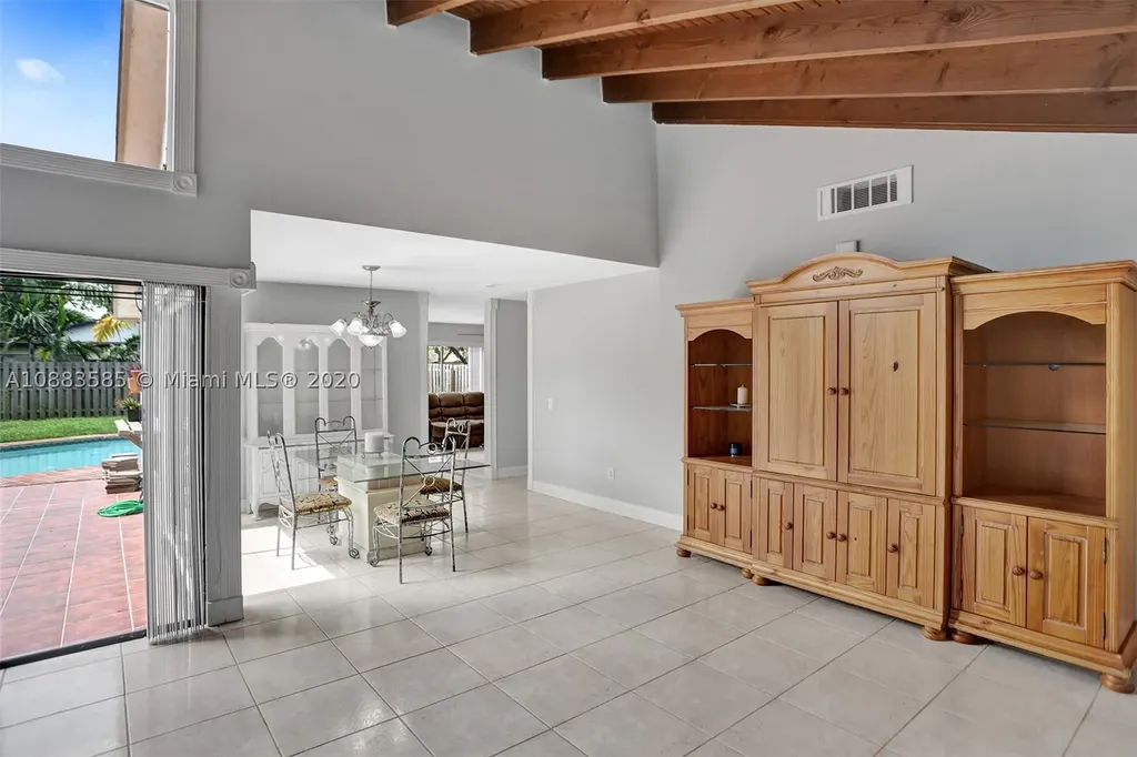 13594 SW 114th Terrace Miami FL 33186
