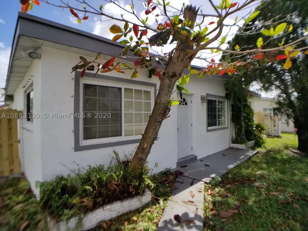4041 SW 59th Avenue West Park FL 33023