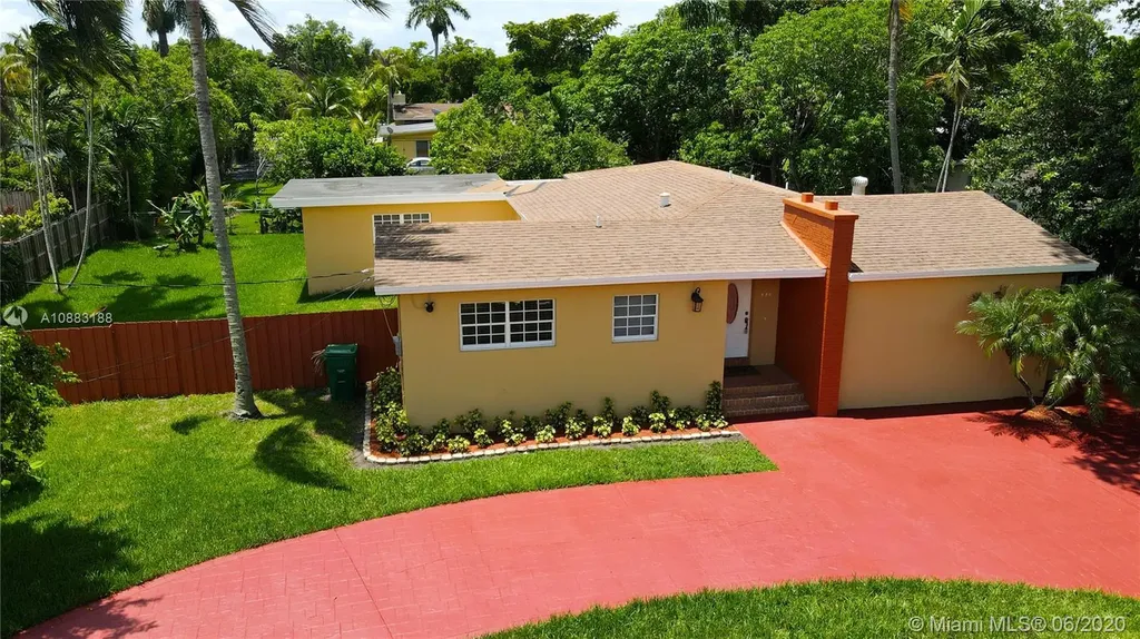 490 NE 113th Street Miami FL 33161