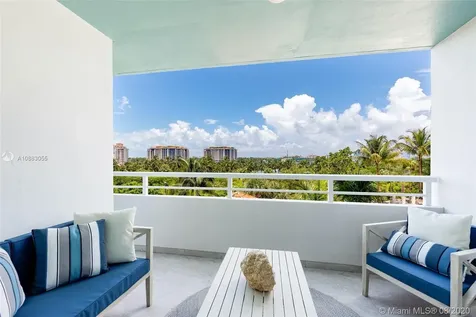 400 S Pointe Drive Miami Beach FL 33139