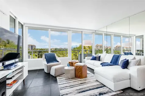 400 S Pointe Drive Miami Beach FL 33139