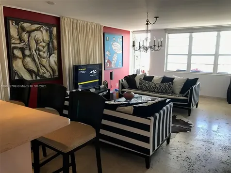 100 Lincoln Road Miami Beach FL 33139