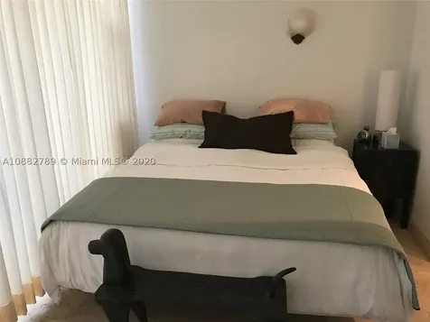 100 Lincoln Road Miami Beach FL 33139