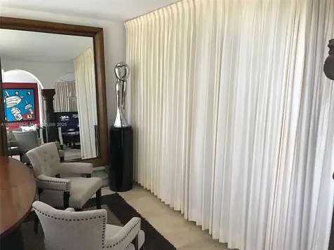 100 Lincoln Road Miami Beach FL 33139