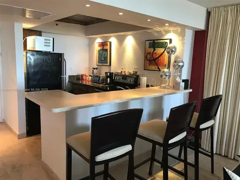 100 Lincoln Road Miami Beach FL 33139