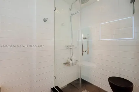 1662 Lincoln Court Miami Beach FL 33139
