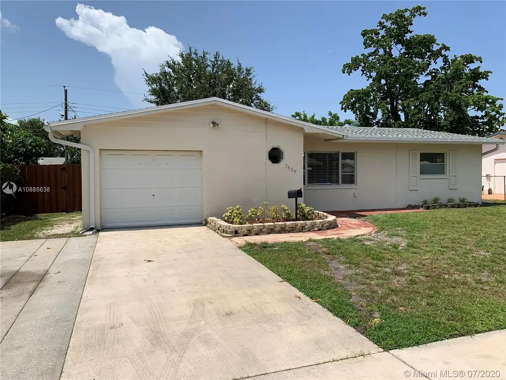 7529 Garfield Street Hollywood FL 33024