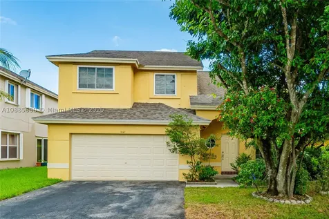 1441 SW 97th Avenue Pembroke Pines FL 33025