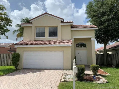 6590 Saltaire Terrace Margate FL 33063