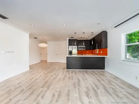1300 71st Street Miami Beach FL 33141