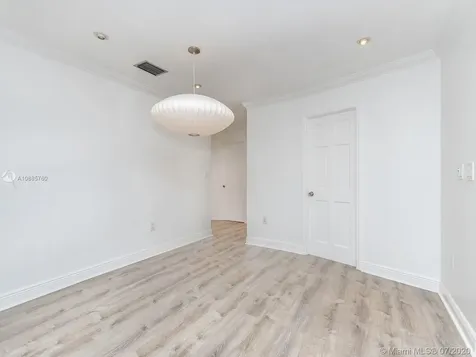 1300 71st Street Miami Beach FL 33141