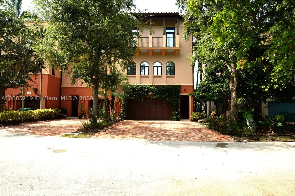 6214 Paradise Point Drive Palmetto Bay FL 33157