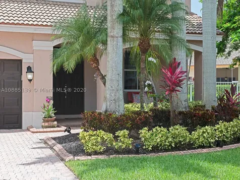1243 Skylark Drive Weston FL 33327