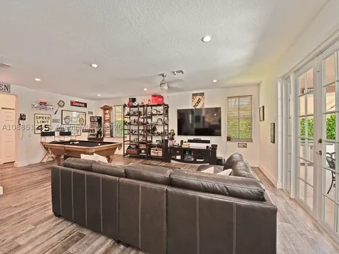 1243 Skylark Drive Weston FL 33327
