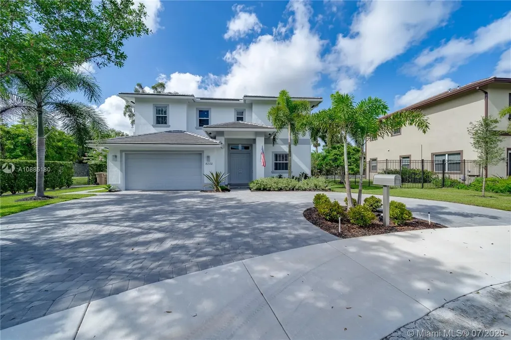8202 SW 51st Street Cooper City FL 33328