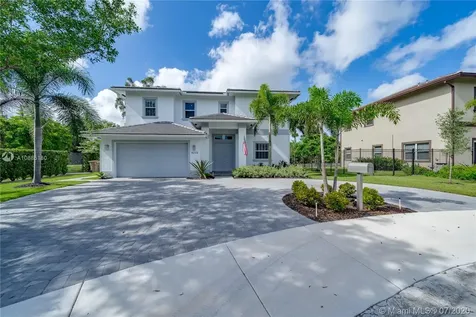 8202 SW 51st Street Cooper City FL 33328