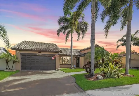 9009 SW 55th Street Cooper City FL 33328