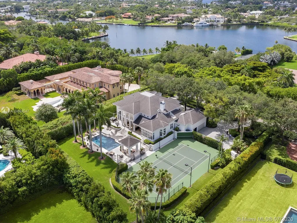 535 Casuarina Concourse Coral Gables FL 33143