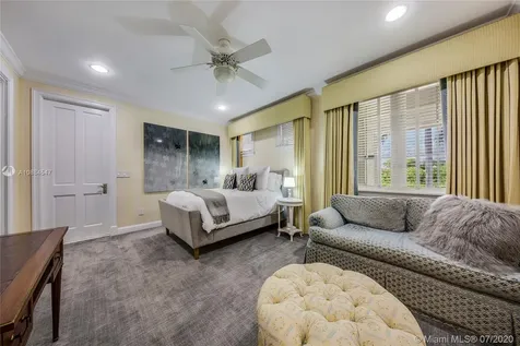 535 Casuarina Concourse Coral Gables FL 33143