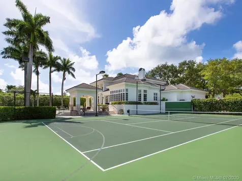 535 Casuarina Concourse Coral Gables FL 33143