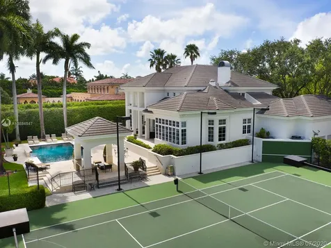 535 Casuarina Concourse Coral Gables FL 33143