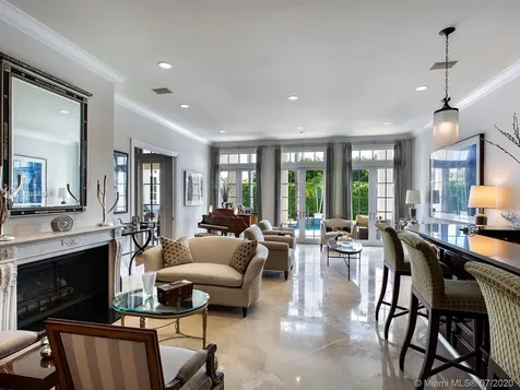 535 Casuarina Concourse Coral Gables FL 33143