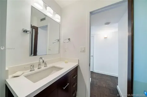 5 Island Avenue Miami Beach FL 33139