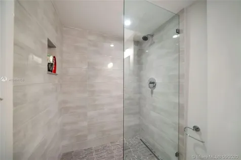 5 Island Avenue Miami Beach FL 33139