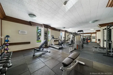 5 Island Avenue Miami Beach FL 33139