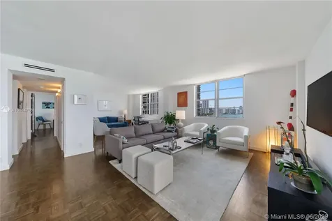 5 Island Avenue Miami Beach FL 33139