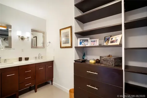 5 Island Avenue Miami Beach FL 33139