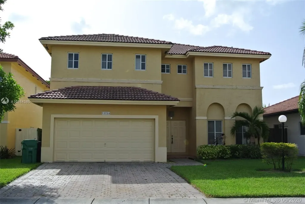 13724 SW 124th Avenue Road Miami FL 33186