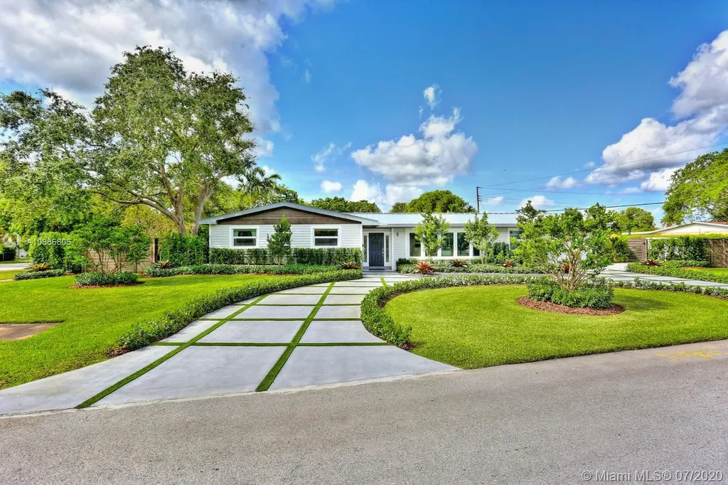 8200 SW 163rd Street Palmetto Bay FL 33157