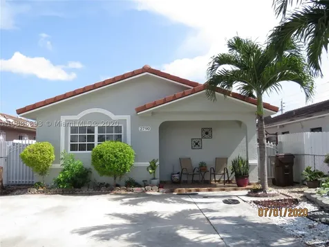 2790 W 71st Place Hialeah FL 33016