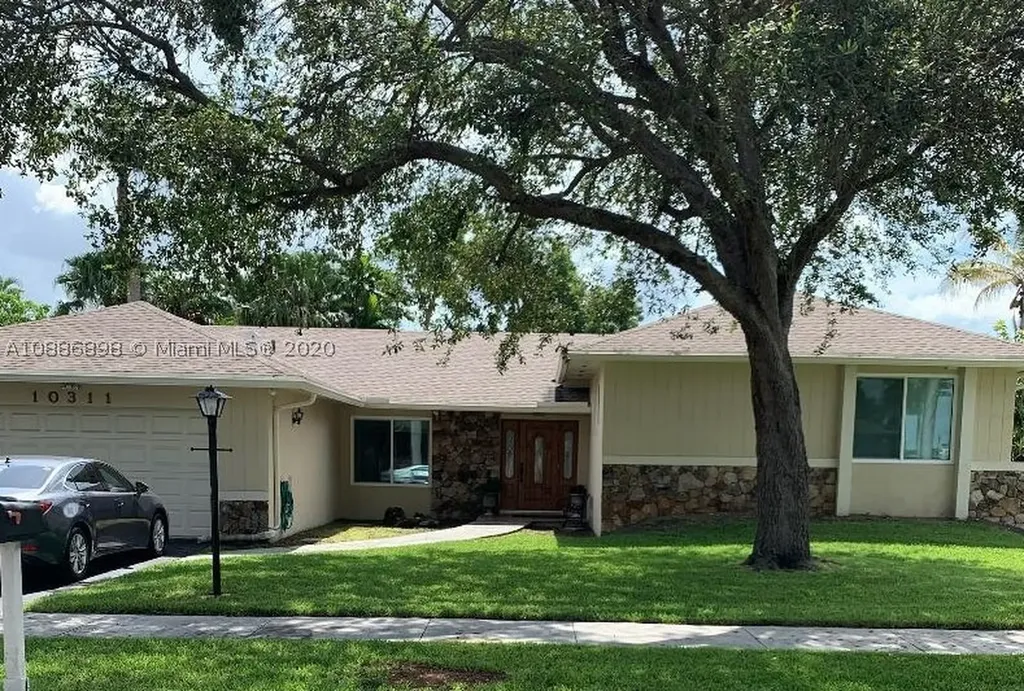 10311 SW 116th Avenue Miami FL 33176